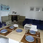 Front Of The Sea דירה