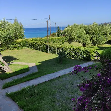 Apartment Front Of The Sea *